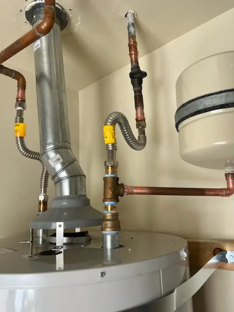 Water heater installation and plumbing repair in Flatwoods